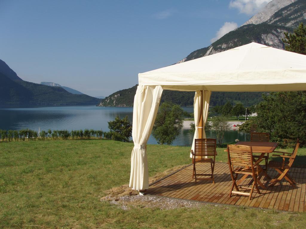 Lake&Nature Hotel Gloria モルヴェーノ エクステリア 写真
