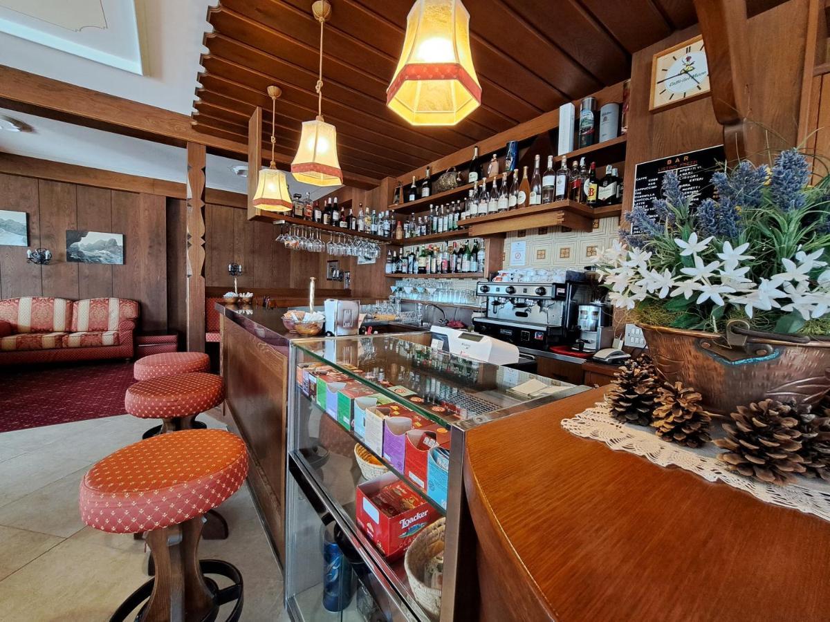 Lake&Nature Hotel Gloria モルヴェーノ エクステリア 写真